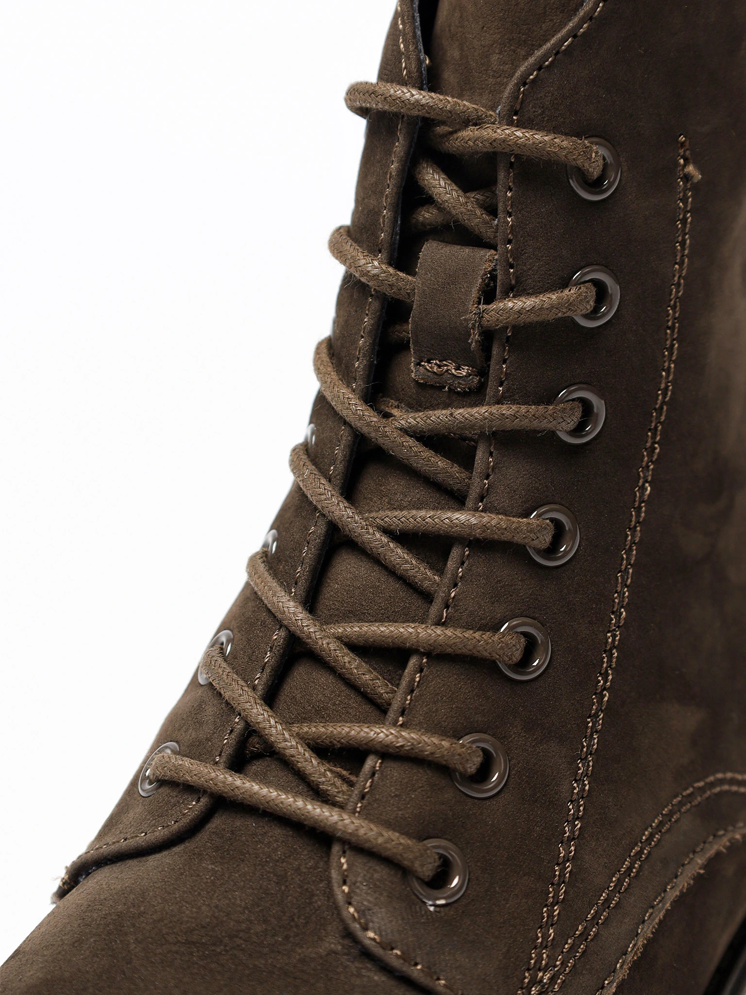 Ботинки-дерби оливкового цвета на широком среднем каблуке